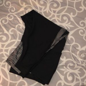 Nike Capri black w/ trim.  3x EUC